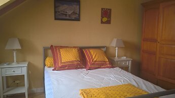 Chambre dans une maison pleine de vie