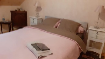 Chambre dans une maison pleine de vie