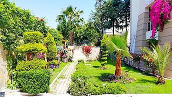 Ray Sultan Homes Classic