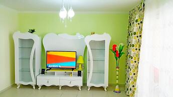 Ray Sultan Homes Classic