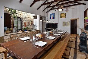 Galilee Magic Mansion