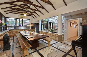 Galilee Magic Mansion