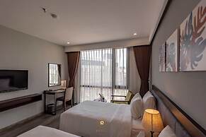 Reyna Hotel Hanoi