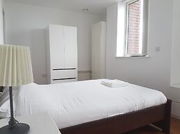 Metropolitan House 2106