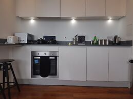 Metropolitan House 2106