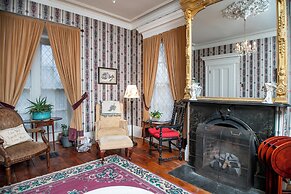 The Jeremiah Mason House B & B