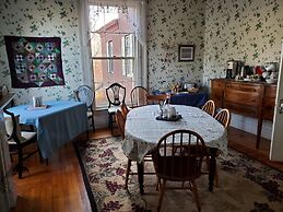 The Jeremiah Mason House B & B