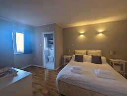Romantic Apartment - The Youghal
