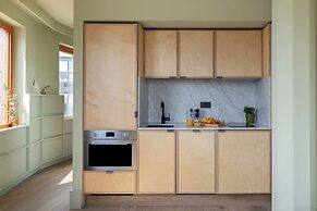 Locke At Broken Wharf