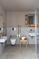 Locke At Broken Wharf