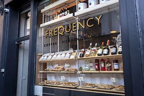 Locke At Broken Wharf