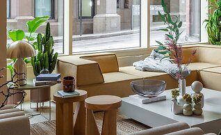 Locke At Broken Wharf