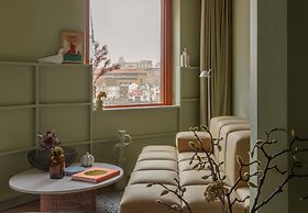 Locke At Broken Wharf