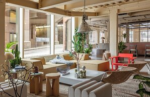 Locke At Broken Wharf