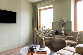 Locke At Broken Wharf