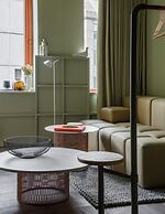 Locke At Broken Wharf