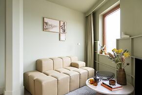 Locke At Broken Wharf