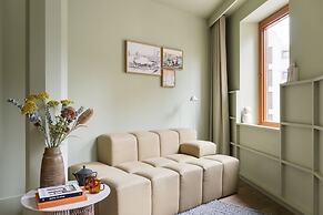 Locke At Broken Wharf