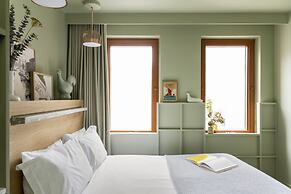 Locke At Broken Wharf