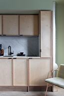 Locke At Broken Wharf