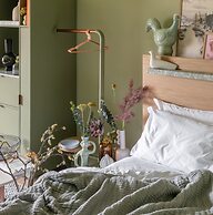 Locke At Broken Wharf