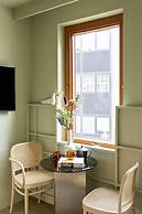 Locke At Broken Wharf