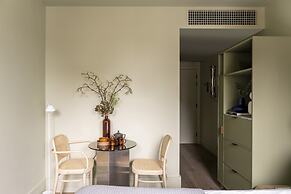 Locke At Broken Wharf