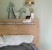 Locke At Broken Wharf