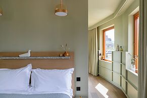 Locke At Broken Wharf