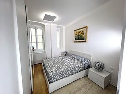 Trieste 411 (Rooms & Apartments)