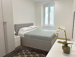 Trieste 411 (Rooms & Apartments)