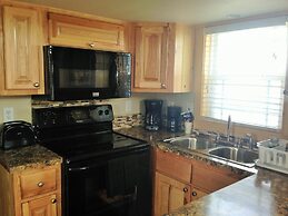 Pope's Landing Marina