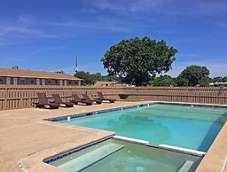 Pope's Landing Marina