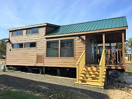 Pope's Landing Marina