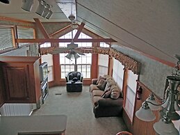 Pope's Landing Marina