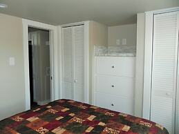 Pope's Landing Marina