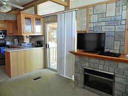 Pope's Landing Marina