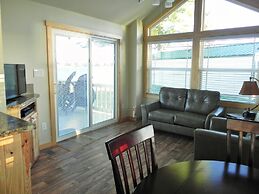 Pope's Landing Marina