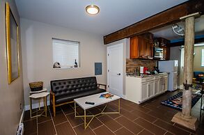 Tobacco Warehouse Inn