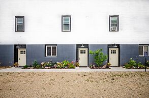 Tobacco Warehouse Inn