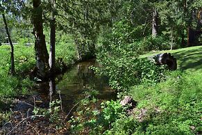 Cabin on the Creek