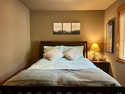 River Rock Mountain Cabin