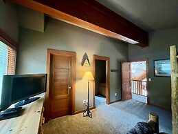 River Rock Mountain Cabin