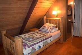 Elk Country Cabin