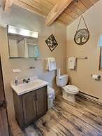 Papa`s Packwood Cabin