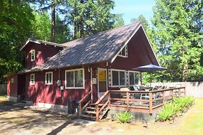 Papa`s Packwood Cabin
