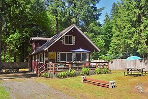 Papa`s Packwood Cabin