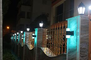 Al Raya Apartments
