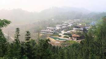 Ba Khan Village Resort