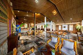 Ba Khan Village Resort